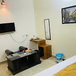 Shankar Vilaas -A Boutique Stay Forigners Choice Near Ghats And Temples