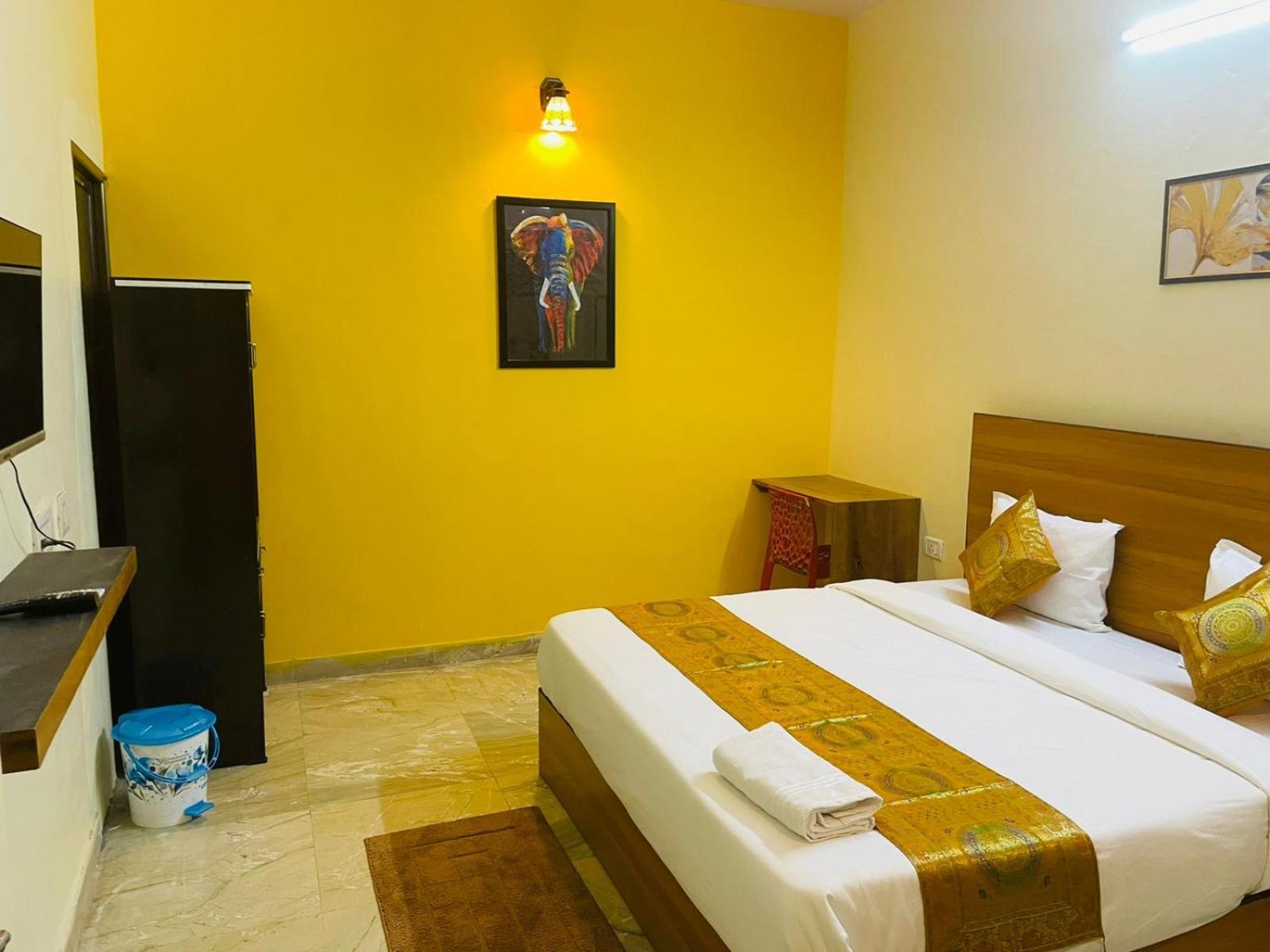 Shankar Vilaas -a Boutique Forigners Choice Near Ghats And Temples Bed & Breakfast Varanasi
