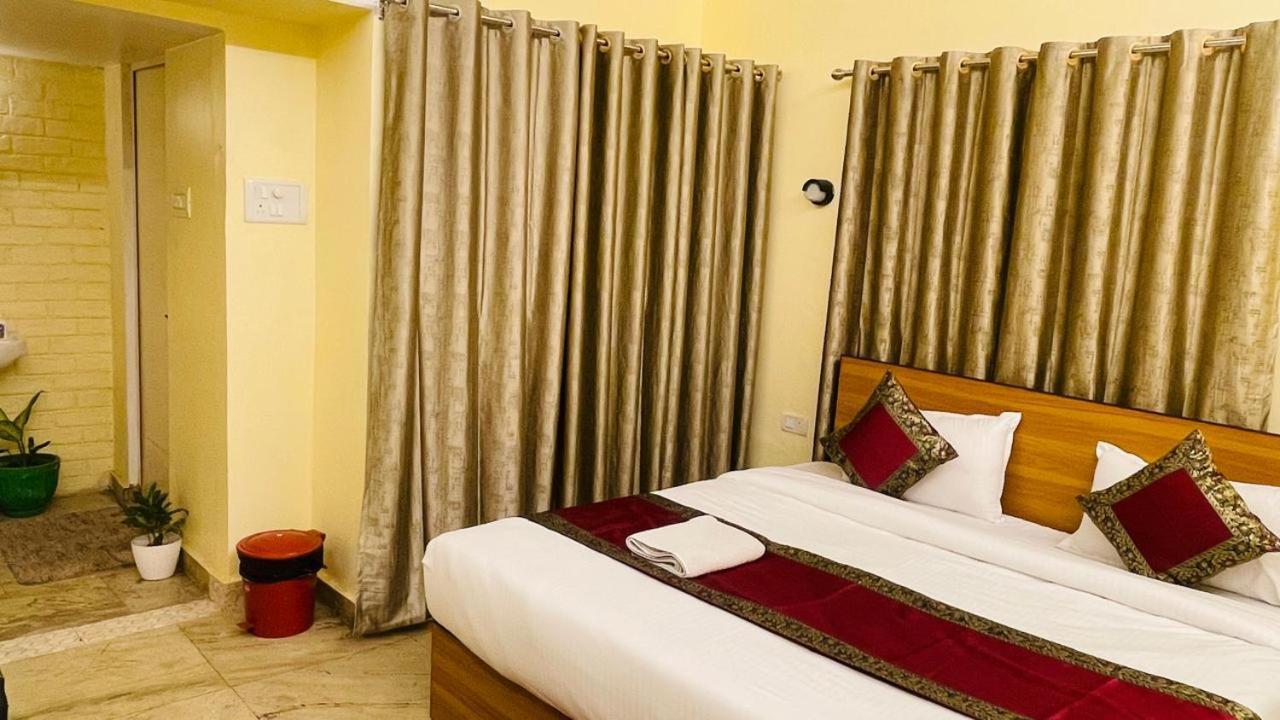 Shankar Vilaas -a Boutique Forigners Choice Near Ghats And Temples